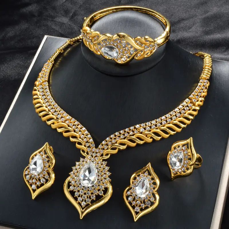 Gold crystal jewelry set